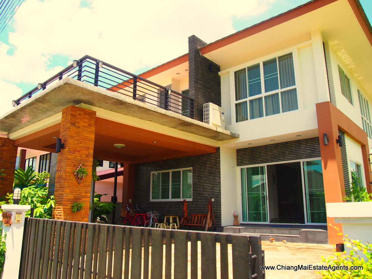 4 Bedroom Home in Mae Hia