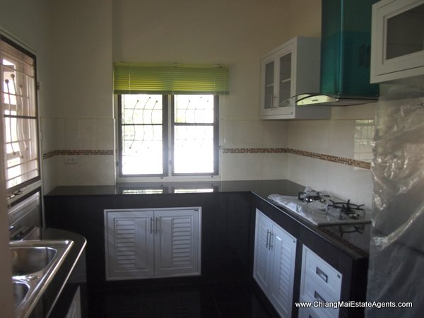 3 Bedroom Home For Rent in Koolpunt 6