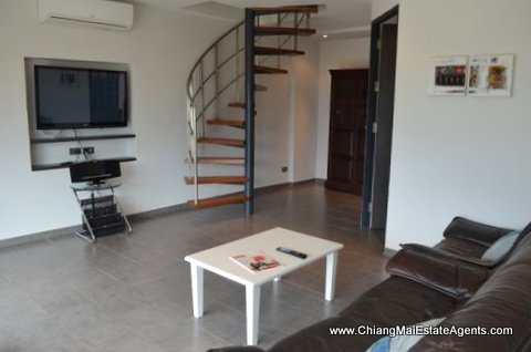 3 Floor Condo for Rent