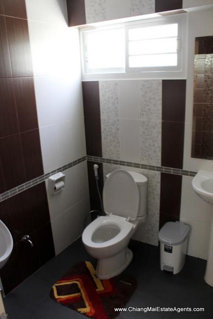 Nicely Furnished 3 Bed in San Kamphaeng