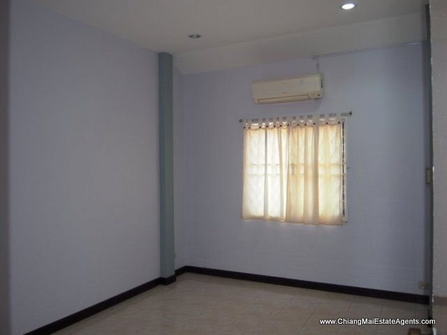 2 Bungalows for Rent in Thippamon