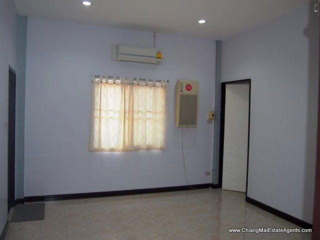 2 Bungalows for Rent in Thippamon