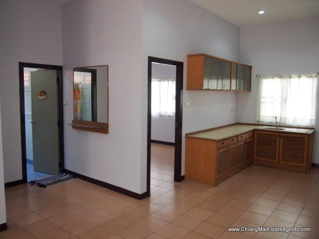2 Bungalows for Rent in Thippamon
