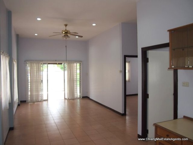 2 Bungalows for Rent in Thippamon
