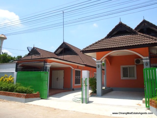 2 Bungalows for Rent in Thippamon