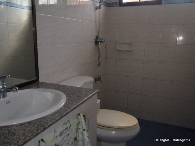 Large 4 Bedroom/3 Bathroom Home For Rent