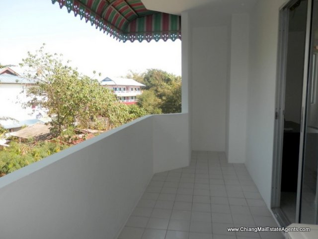 Large Studio Condo Fully Furnished