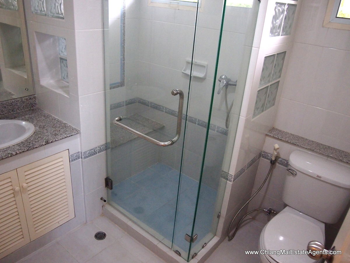 4 Bedroom Home in Land and House for Sale
