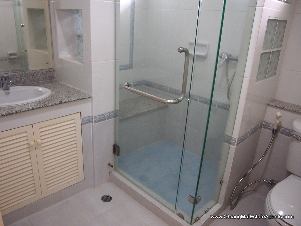4 Bedroom Home in Land and House for Sale