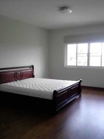 Spacious Luxury in Hang Dong