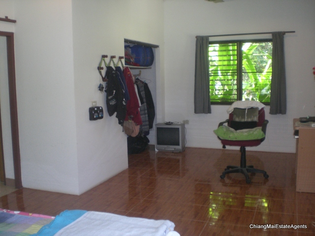 Beautiful Property for Sale with 3 Houses and Large Private Pool