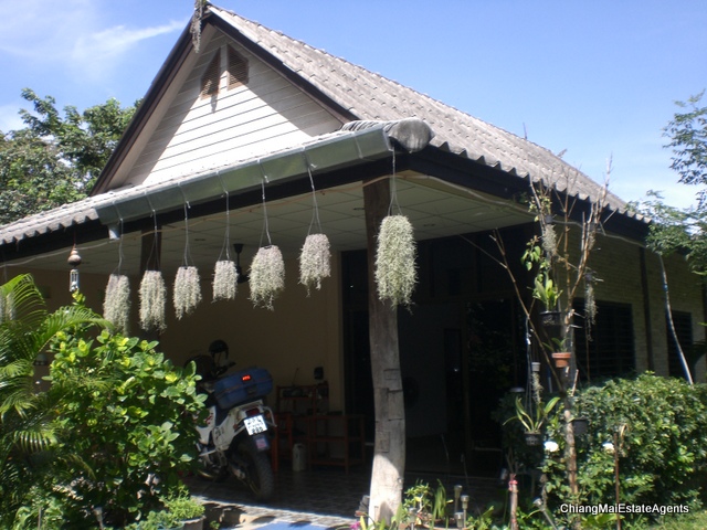 Beautiful Property for Sale with 3 Houses and Large Private Pool