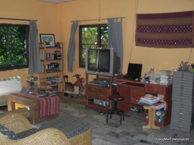 Beautiful Property for Sale with 3 Houses and Large Private Pool