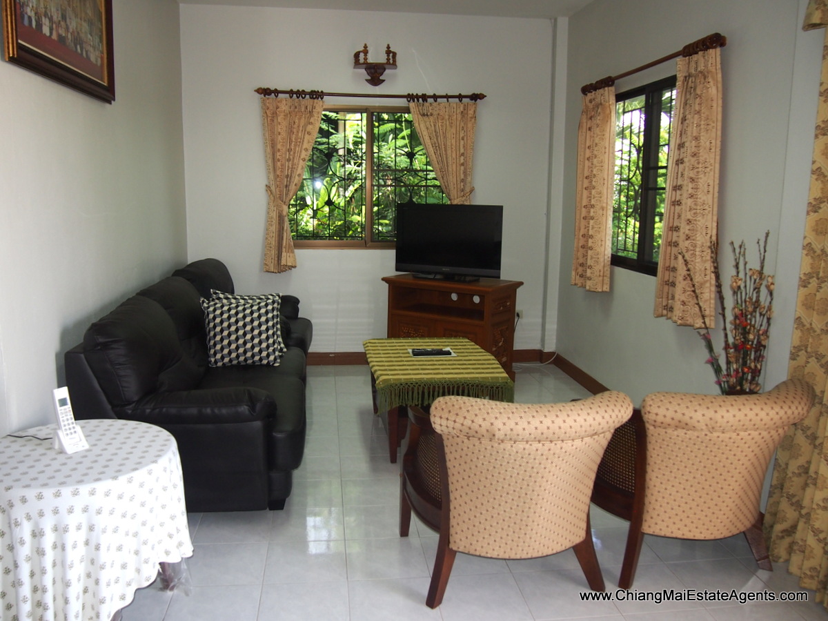 Spacious and Clean - 3 Bed Bungalow in Sansai