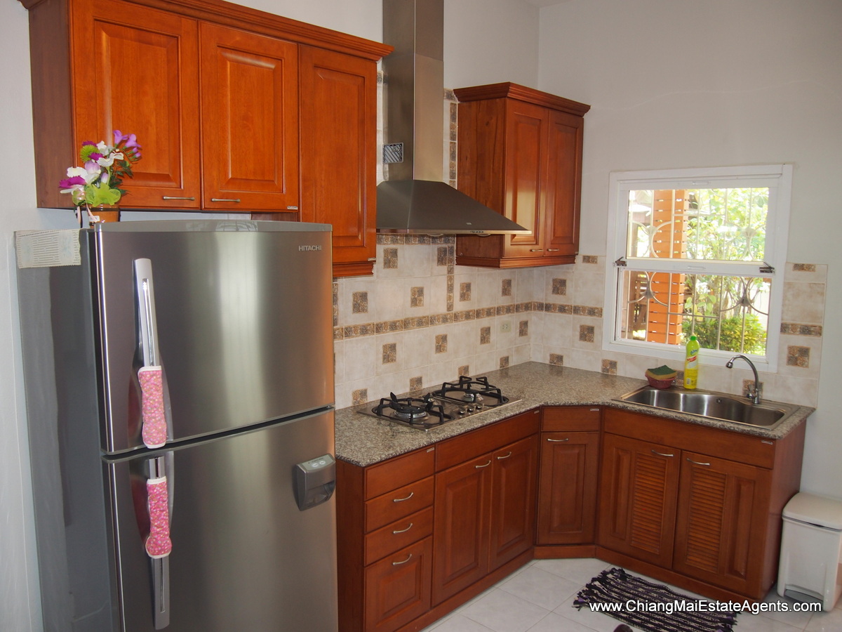 Spacious and Clean - 3 Bed Bungalow in Sansai