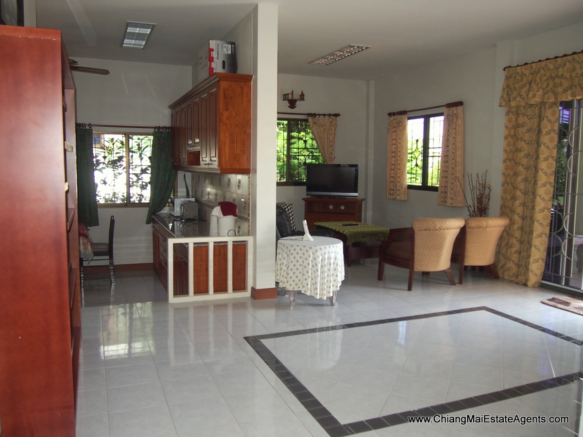Spacious and Clean - 3 Bed Bungalow in Sansai