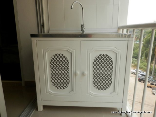 Very Nice Studio Condo For Rent