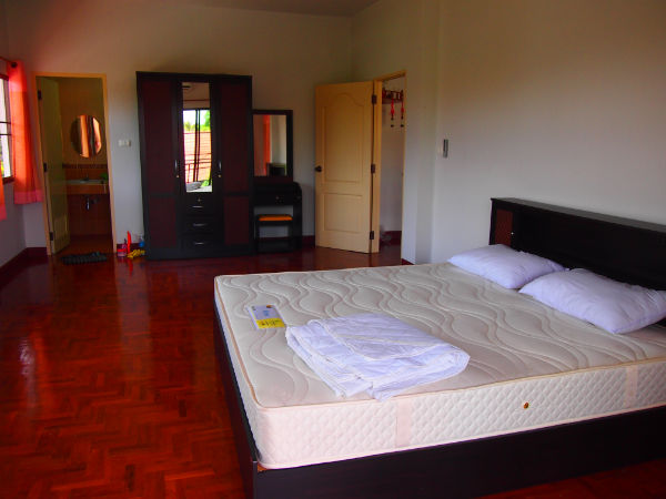 4 Bedroom Home in Pimuk