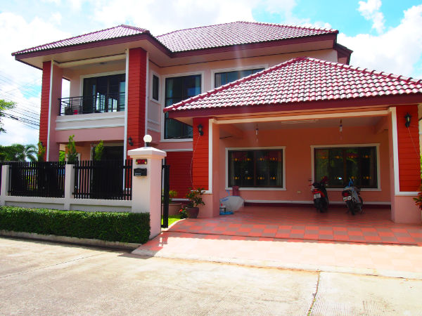 4 Bedroom Home in Pimuk