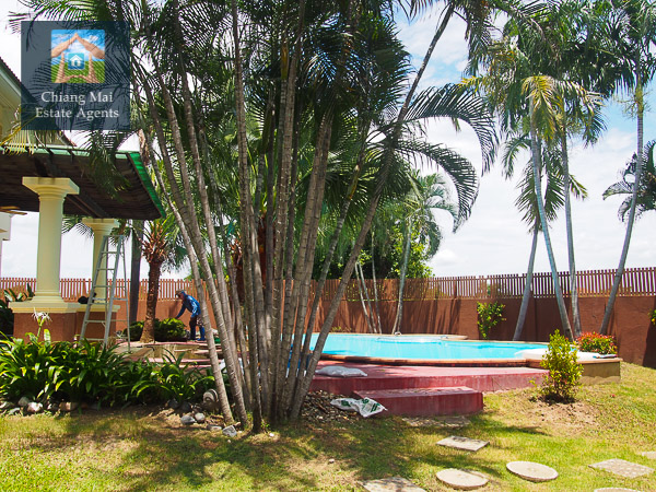 4 Bed Home with Private Pool in Lanna Thara