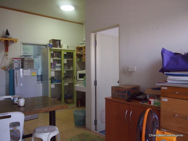 Double Front Commercial Building