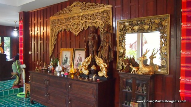 Traditional Lanna Home for Rent in Hang Dong