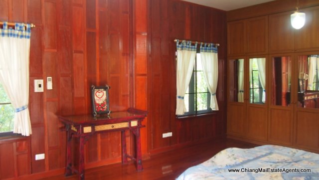 Traditional Lanna Home for Rent in Hang Dong