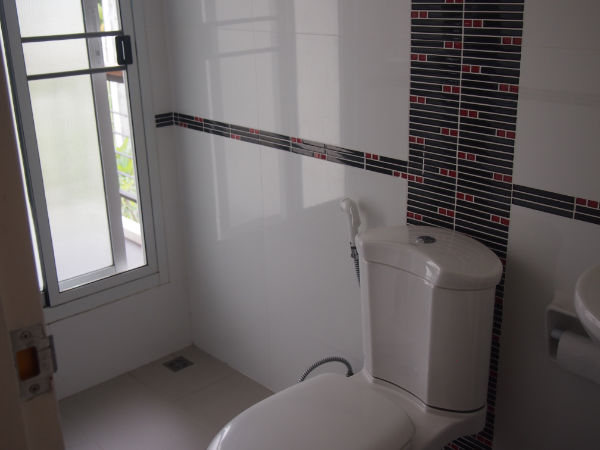 3 bed, 4 bath House for Sale in San Kampaeng