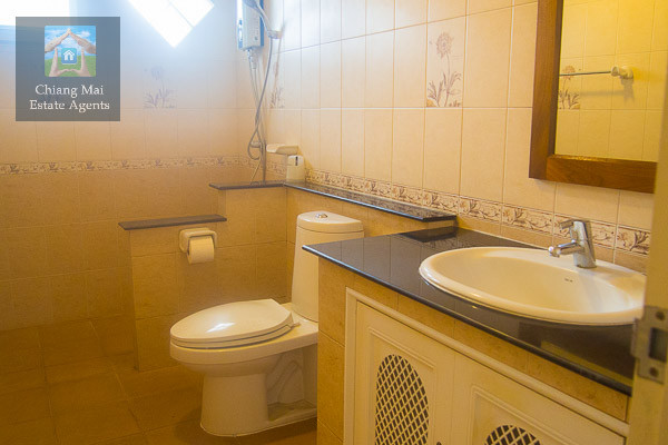 4 Bedroom house for Sale in Home in park