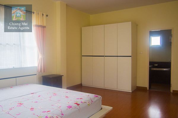 4 Bedroom house for Sale in Home in park