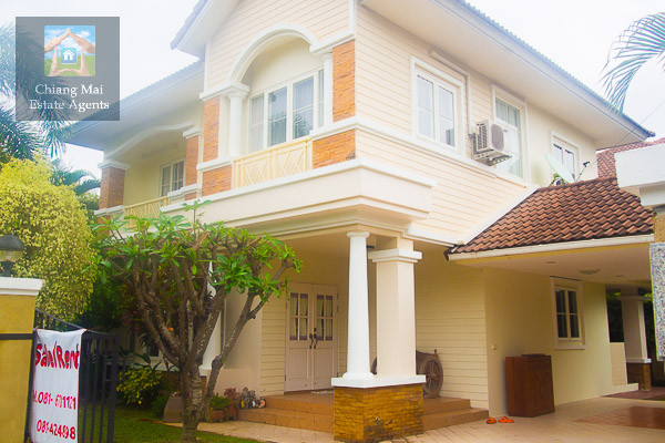 4 Bedroom house for Sale in Home in park