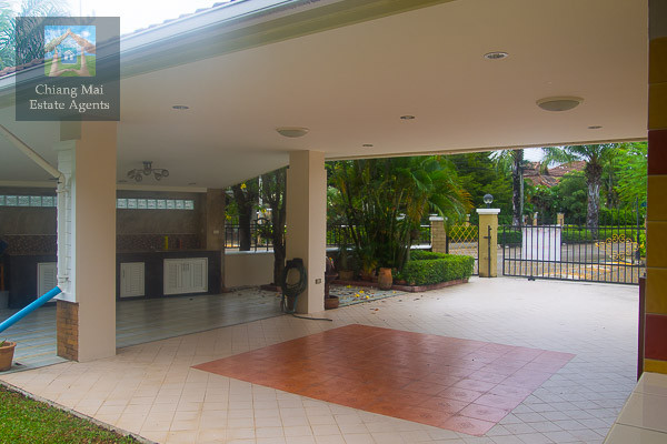 4 Bedroom house for Sale in Home in park