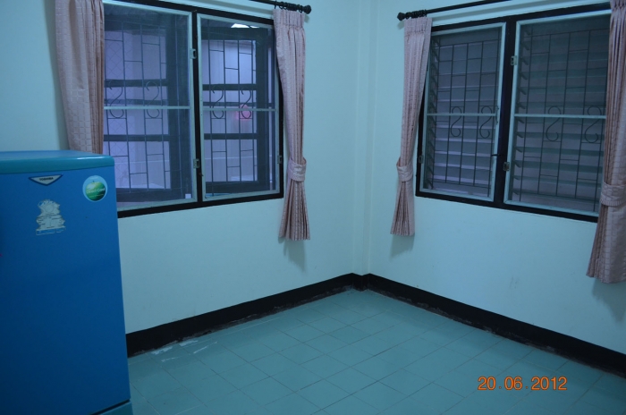 2Bedrooms Bungalow House for rent