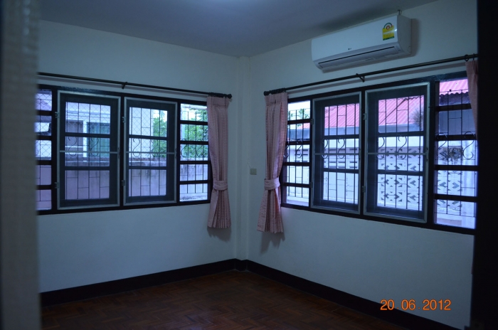 2Bedrooms Bungalow House for rent