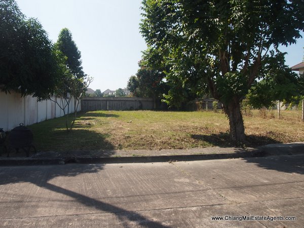 Land for Sale in Moo Baan World Club Land