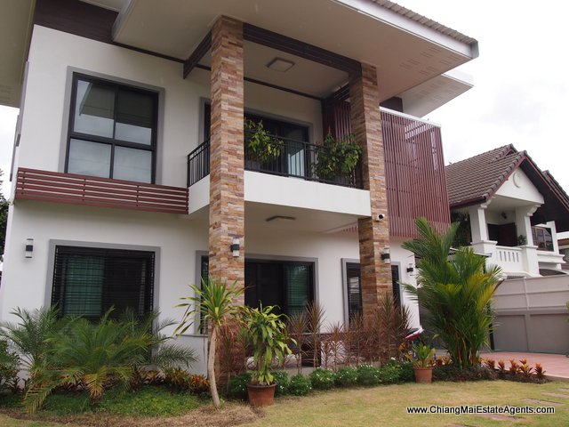 House for rent in Moo Baan Ruttanaruk