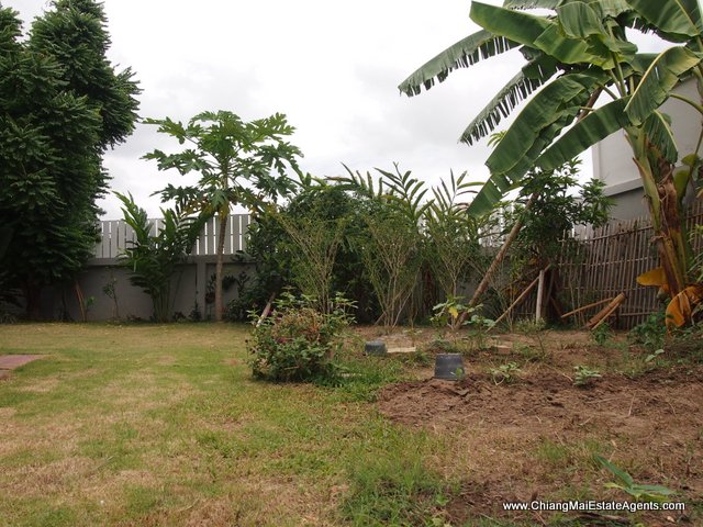 House for rent in Moo Baan Ruttanaruk