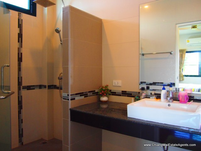 House for rent in Moo Baan Ruttanaruk