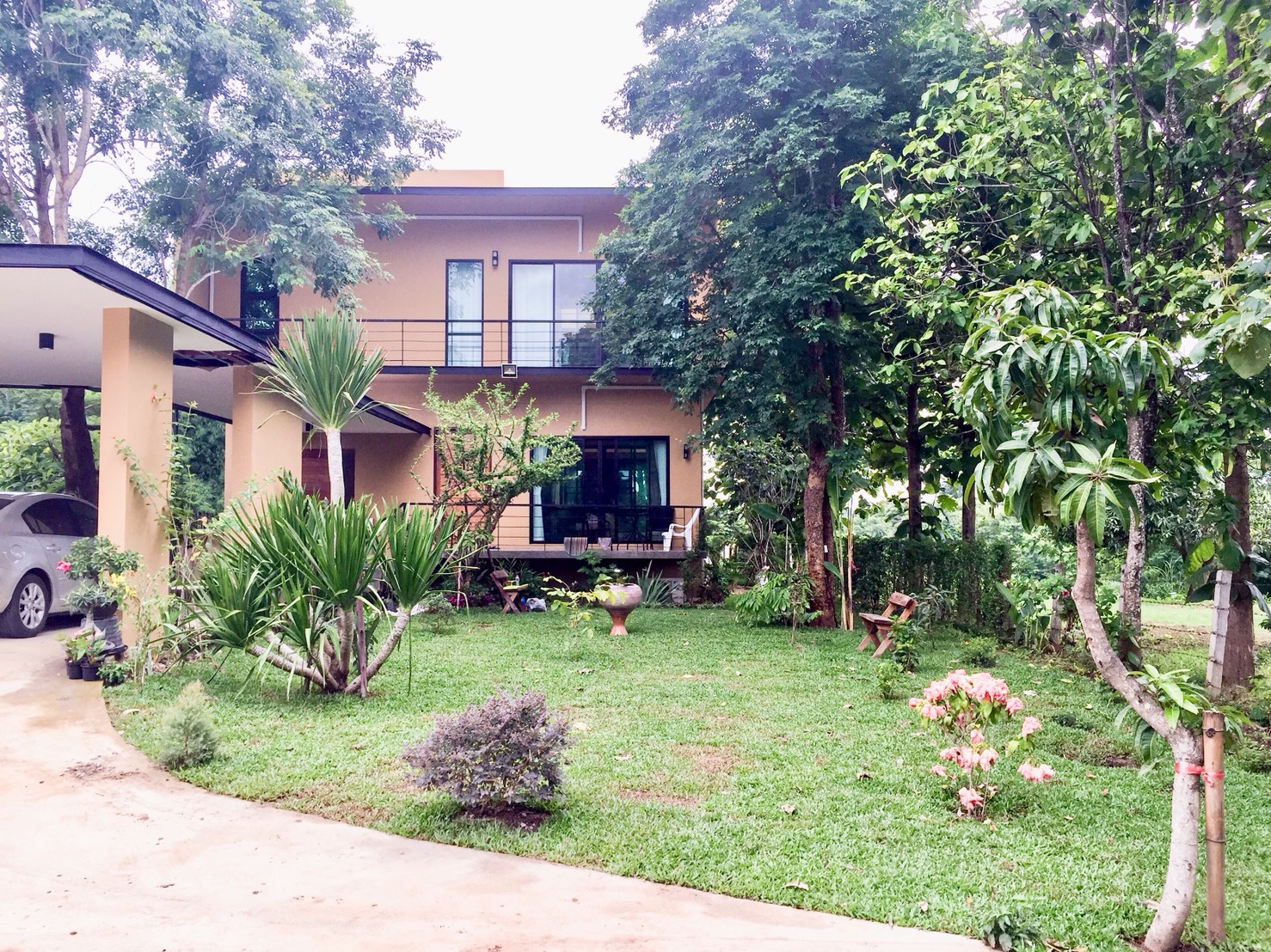Beautiful House For Sale In Mae Rim