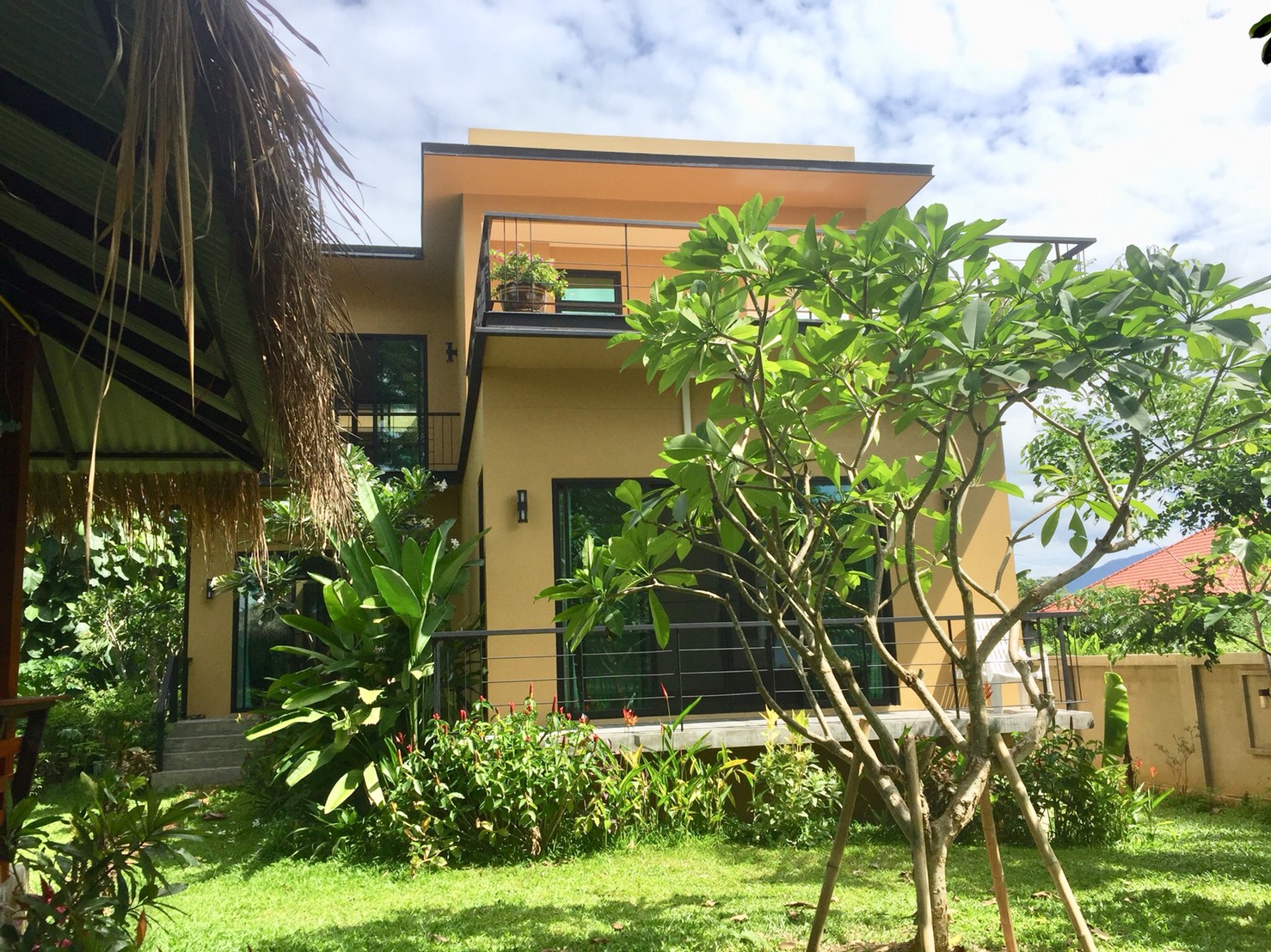Beautiful House For Sale In Mae Rim