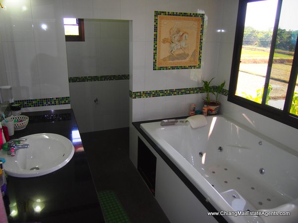 Beautiful Home with Private Pool in Mae Rim