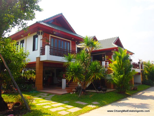 Beautiful Home with Private Pool in Mae Rim