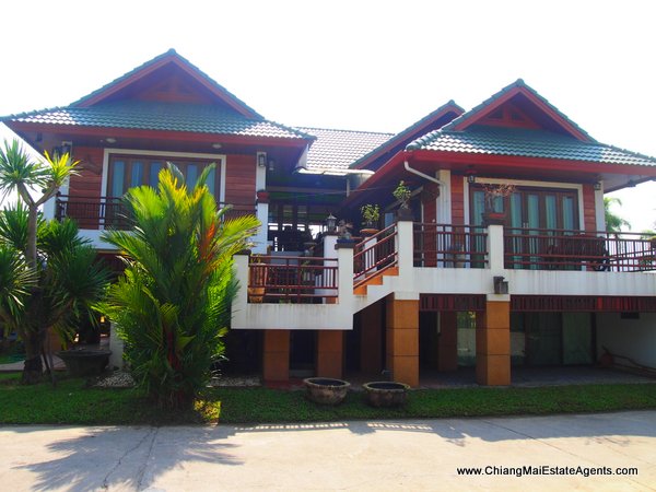 Beautiful Home with Private Pool in Mae Rim