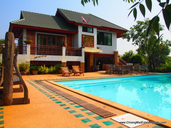 Beautiful Home with Private Pool in Mae Rim