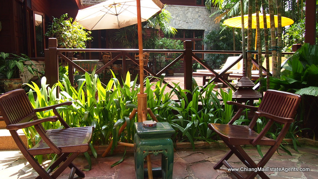 Stunning Teak Home in Saraphi