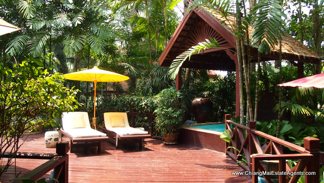 Stunning Teak Home in Saraphi
