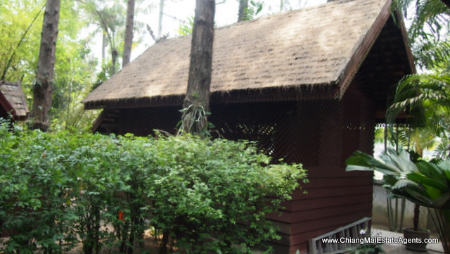 Stunning Teak Home in Saraphi