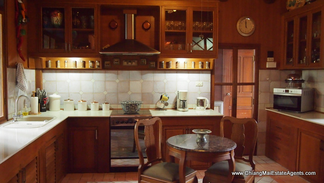 Stunning Teak Home in Saraphi