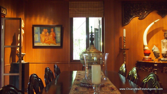 Stunning Teak Home in Saraphi