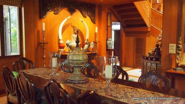 Stunning Teak Home in Saraphi